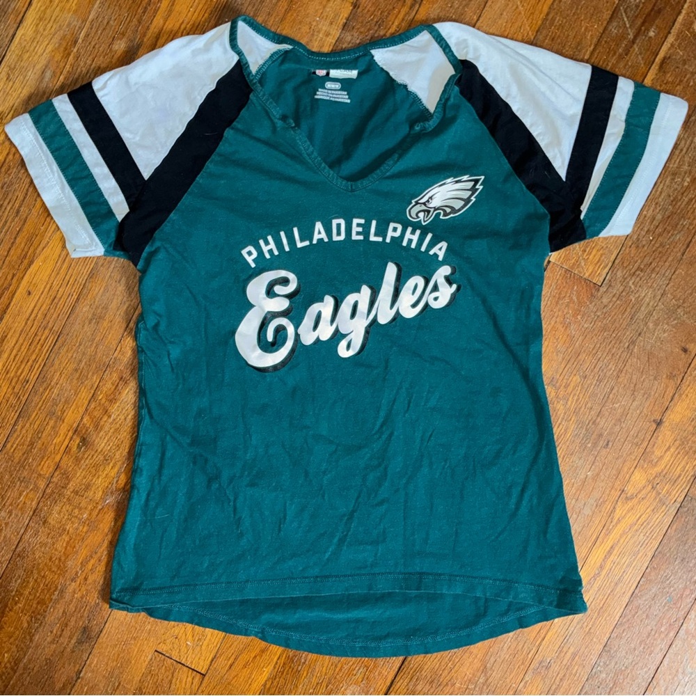 NFL Womens Green and White Philadelphia Eagles Ringer Tee